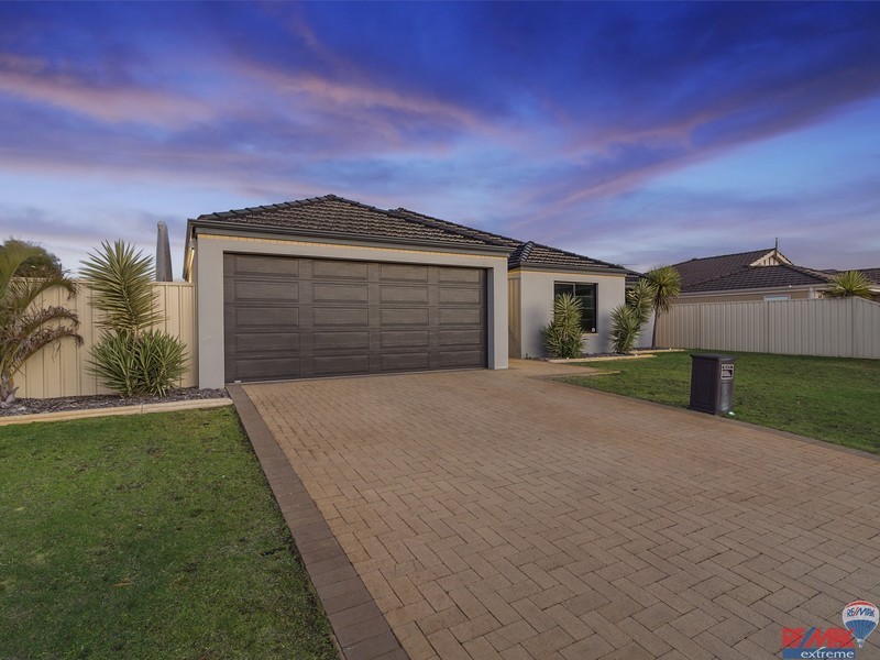 1 Fineview Crescent, Carramar WA 6031