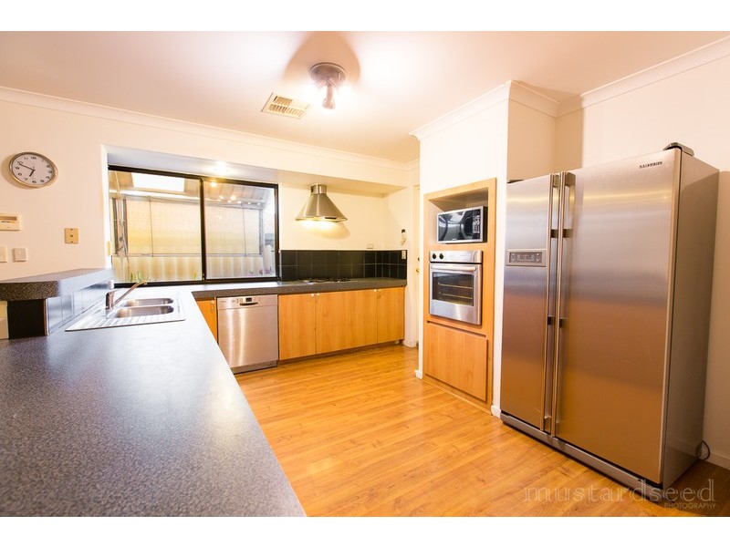 58 Heacham Avenue, Hocking WA 6065