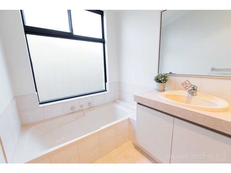 58 Heacham Avenue, Hocking WA 6065