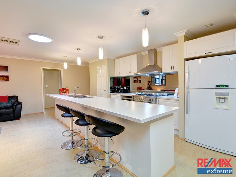 3 Shetland Rise, Kinross WA 6028