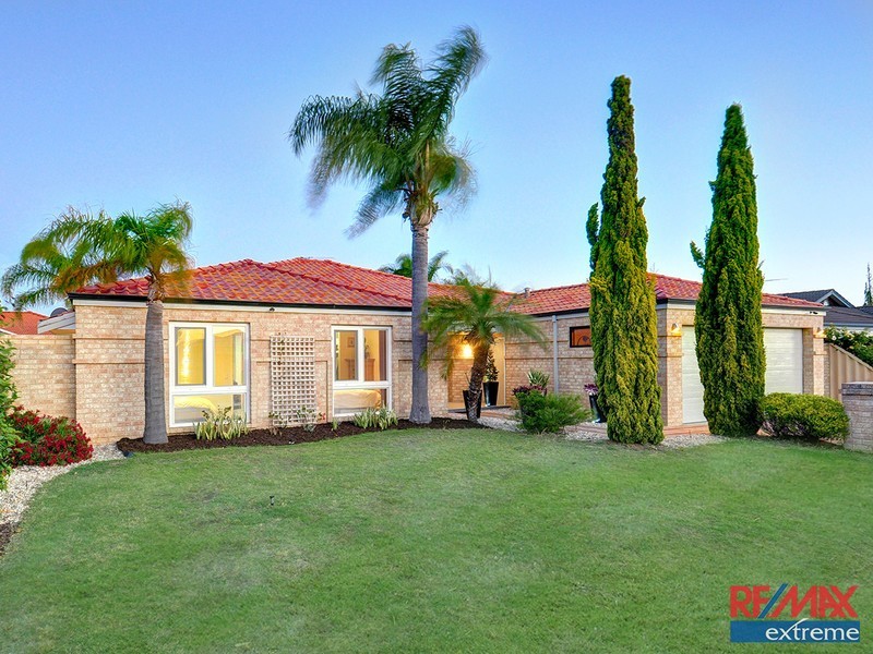 3 Houghton Drive, Carramar WA 6031