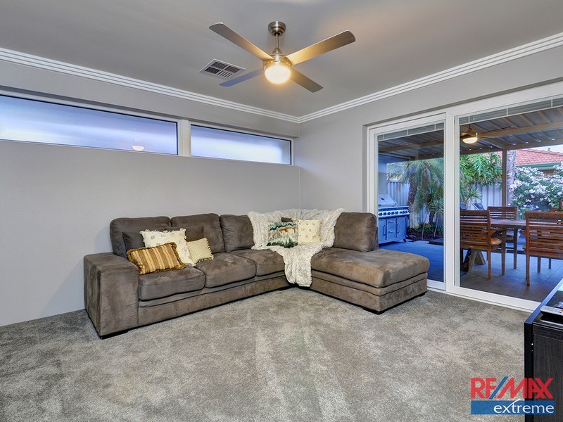 3 Houghton Drive, Carramar WA 6031