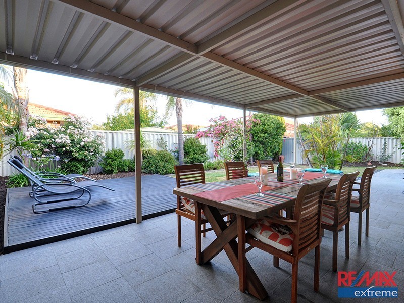 3 Houghton Drive, Carramar WA 6031