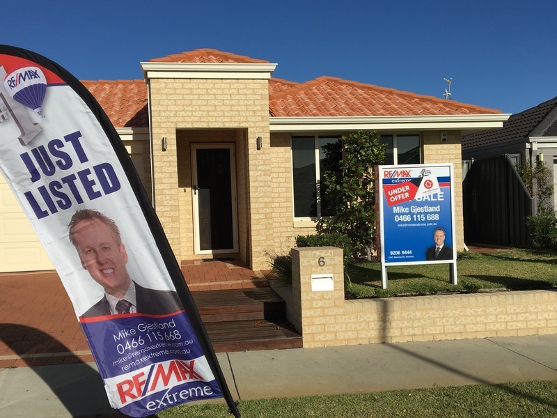 6 Parkinson Road, Banksia Grove WA 6031