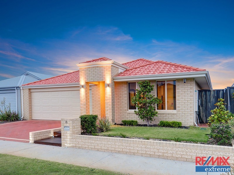 6 Parkinson Road, Banksia Grove WA 6031