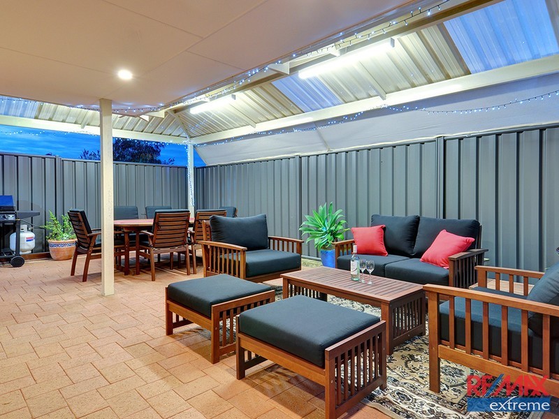 6 Parkinson Road, Banksia Grove WA 6031