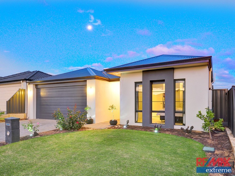 7 Nutcote Road, Banksia Grove WA 6031