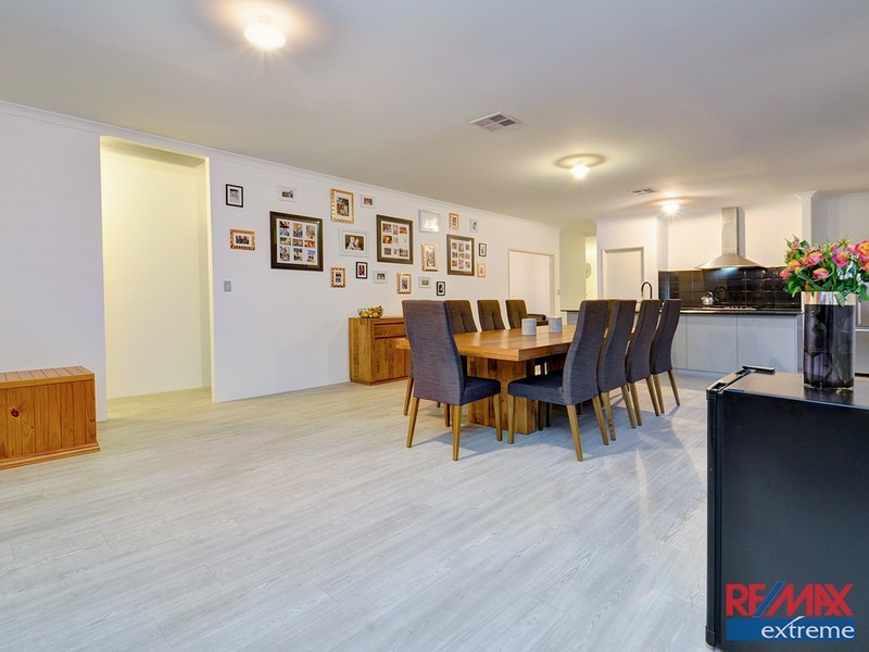 7 Nutcote Road, Banksia Grove WA 6031