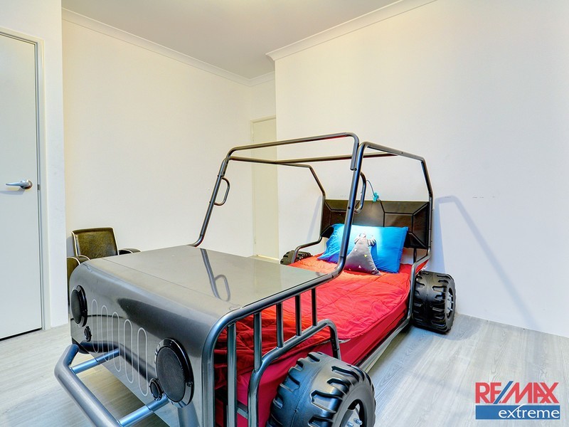 7 Nutcote Road, Banksia Grove WA 6031