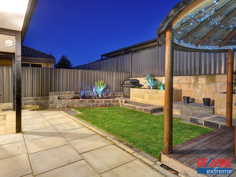 26 Strathmerton Road, Banksia Grove WA 6031