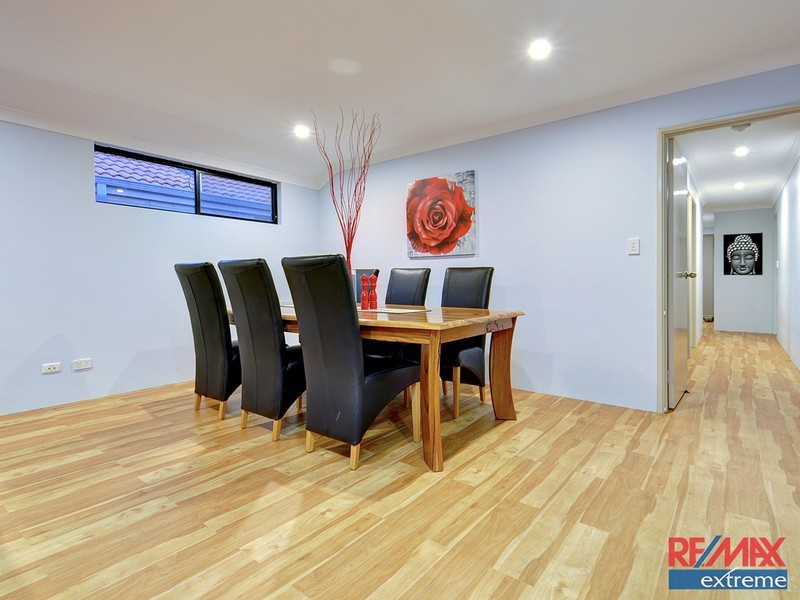 26 Strathmerton Road, Banksia Grove WA 6031