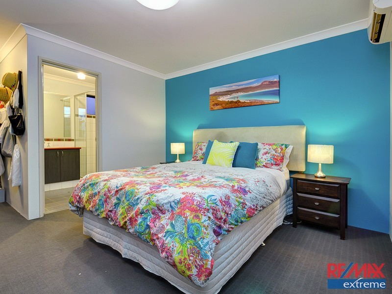 26 Strathmerton Road, Banksia Grove WA 6031