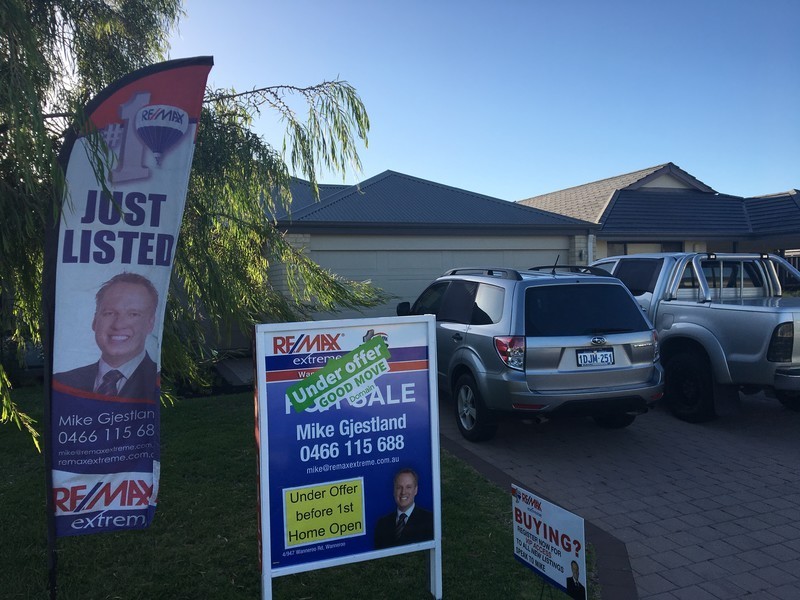 21 Parkinson Road, Banksia Grove WA 6031