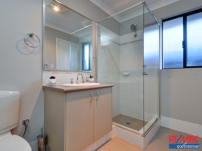 21 Parkinson Road, Banksia Grove WA 6031