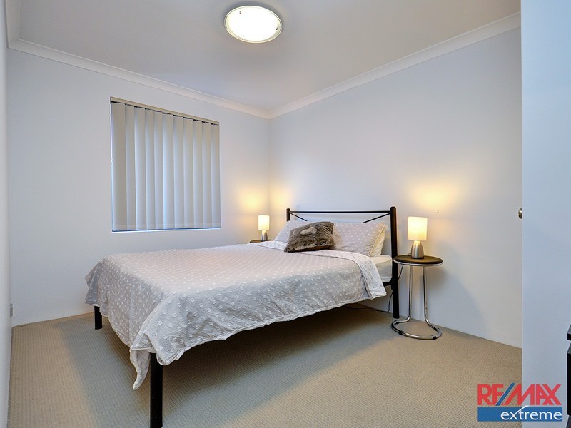 21 Parkinson Road, Banksia Grove WA 6031