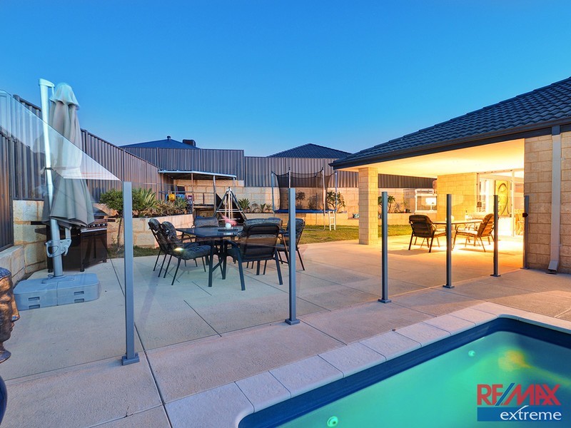 52 Glasshouse Drive, Banksia Grove WA 6031