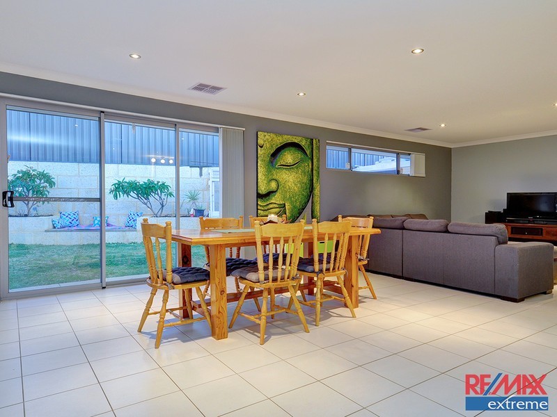 52 Glasshouse Drive, Banksia Grove WA 6031