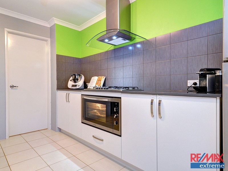 52 Glasshouse Drive, Banksia Grove WA 6031