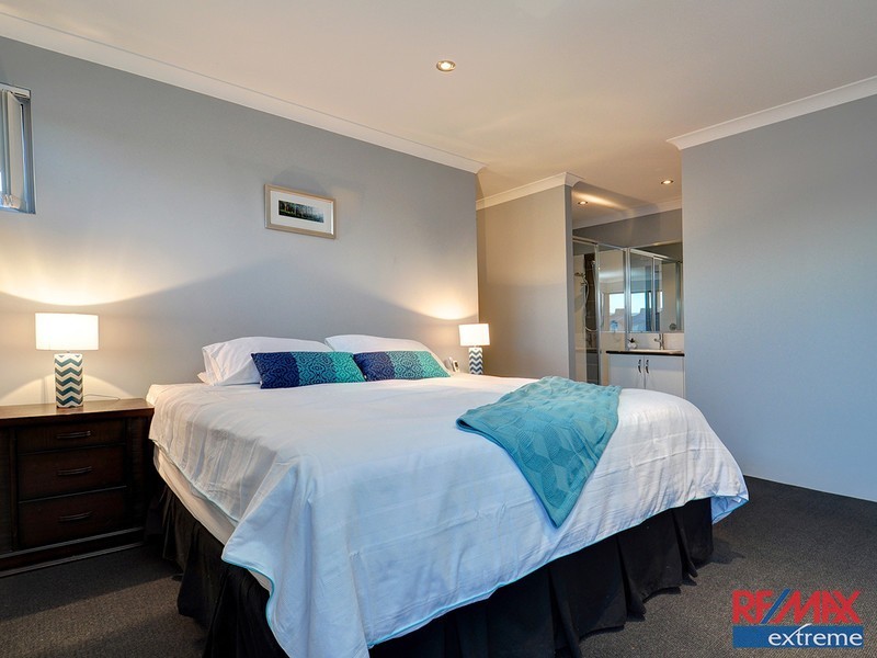 52 Glasshouse Drive, Banksia Grove WA 6031