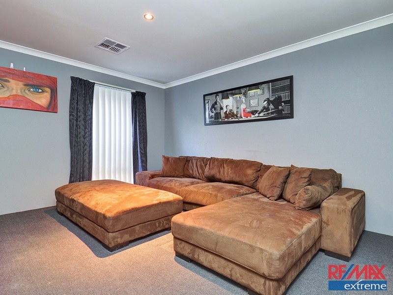 52 Glasshouse Drive, Banksia Grove WA 6031
