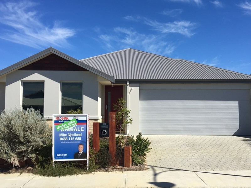 12 Basedow Chase, Banksia Grove WA 6031