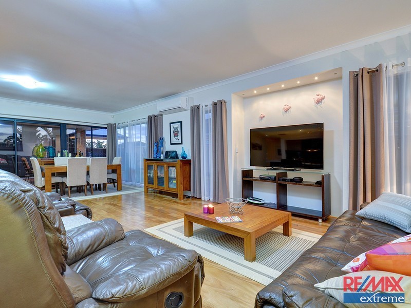 40 Wyatt Road, Hocking WA 6065