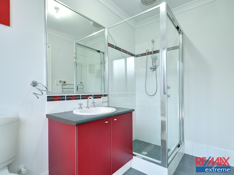 16 Stockholm Road, Wanneroo WA 6065