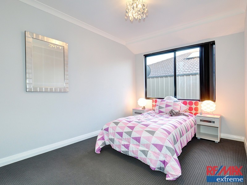 16 Stockholm Road, Wanneroo WA 6065