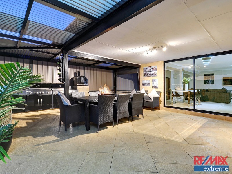 16 Stockholm Road, Wanneroo WA 6065