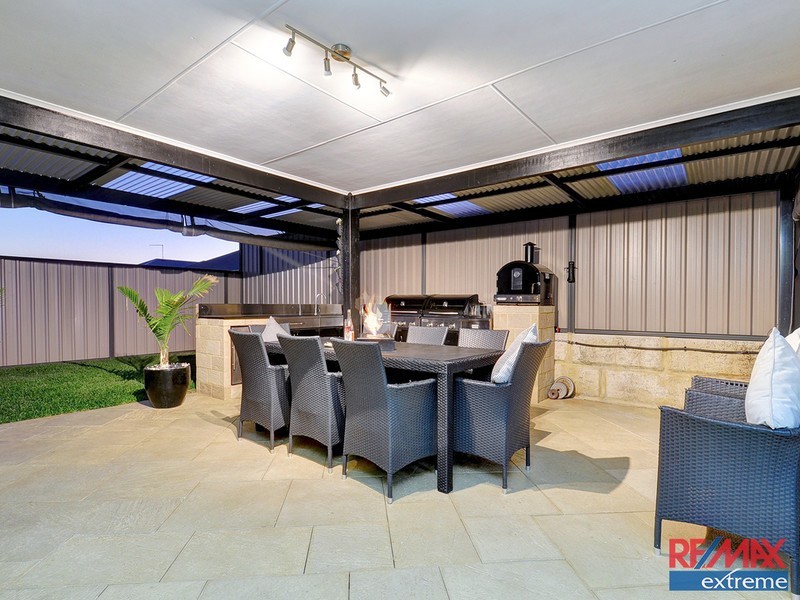 16 Stockholm Road, Wanneroo WA 6065
