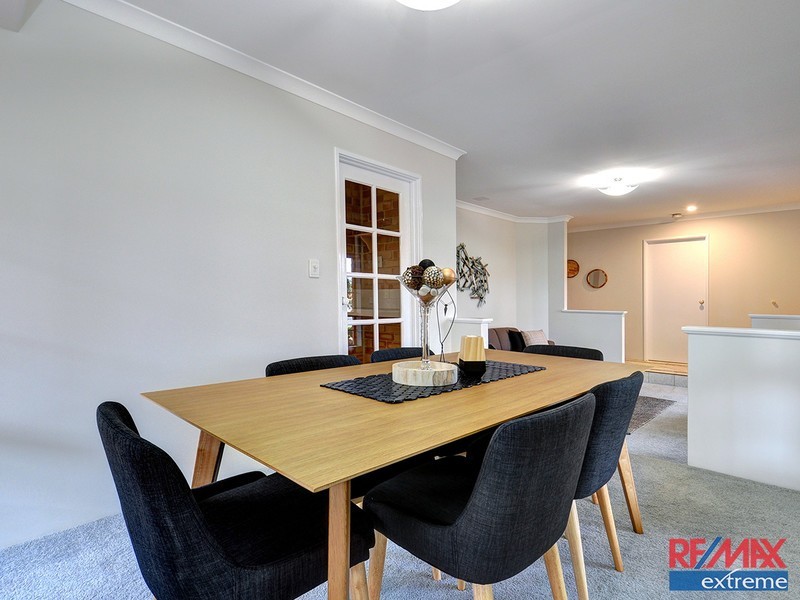 18 Ollera Meander, Carramar WA 6031