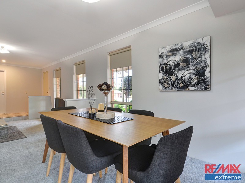 18 Ollera Meander, Carramar WA 6031