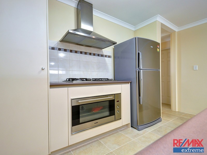 27 Zingarello Street, Pearsall WA 6065