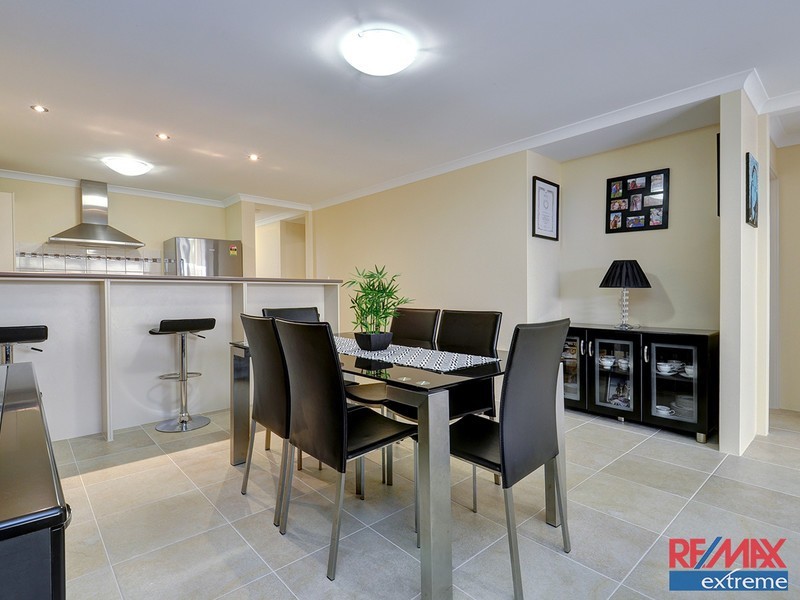 27 Zingarello Street, Pearsall WA 6065