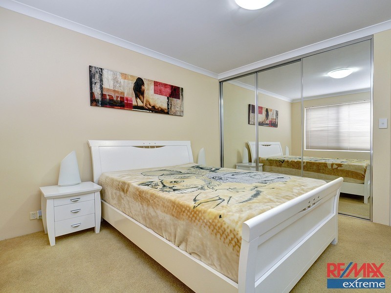 27 Zingarello Street, Pearsall WA 6065