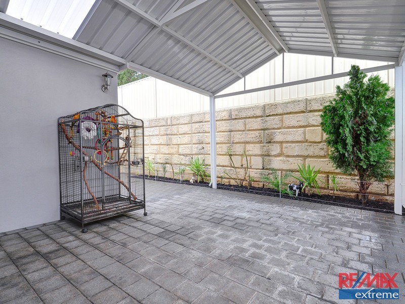 27 Zingarello Street, Pearsall WA 6065