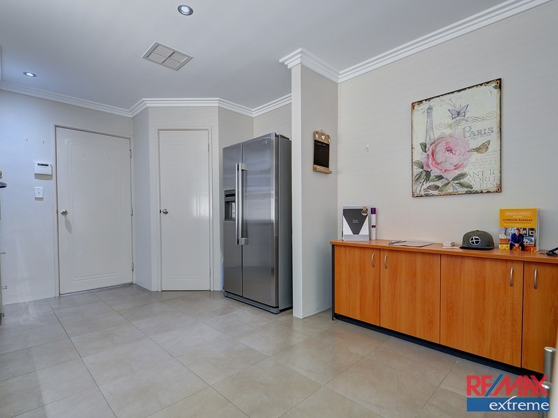 35 Turner Parkway, Carramar WA 6031