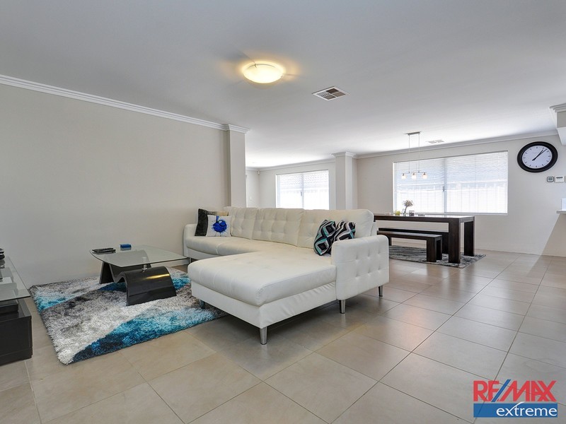 35 Turner Parkway, Carramar WA 6031