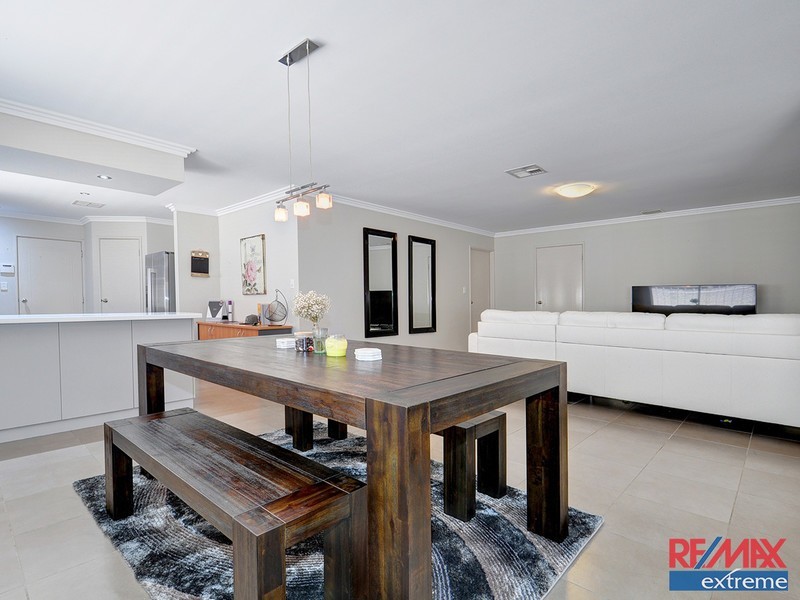 35 Turner Parkway, Carramar WA 6031
