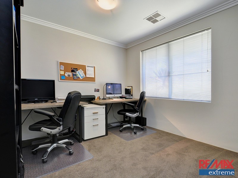 35 Turner Parkway, Carramar WA 6031