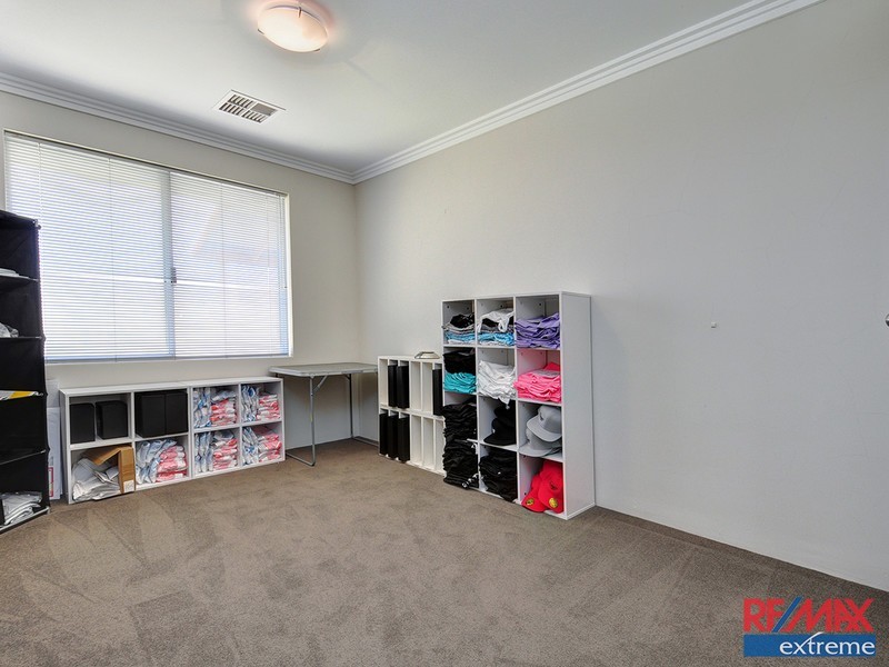 35 Turner Parkway, Carramar WA 6031