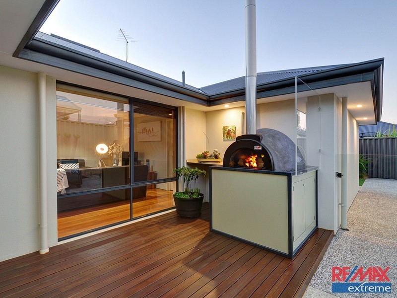 3 Agasse Way, Tapping WA 6065