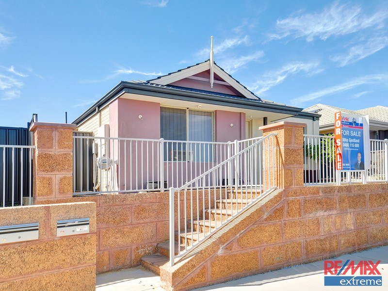 11 Astrolux Court, Banksia Grove WA 6031