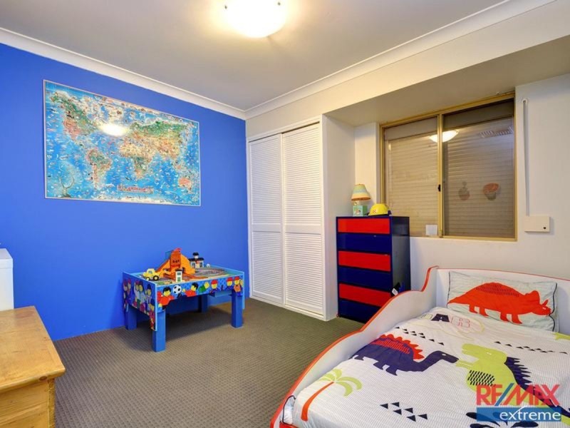 5B Glen Place, Hocking WA 6065