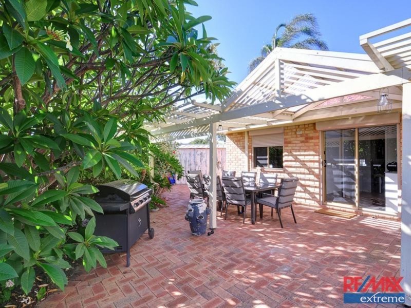 5B Glen Place, Hocking WA 6065