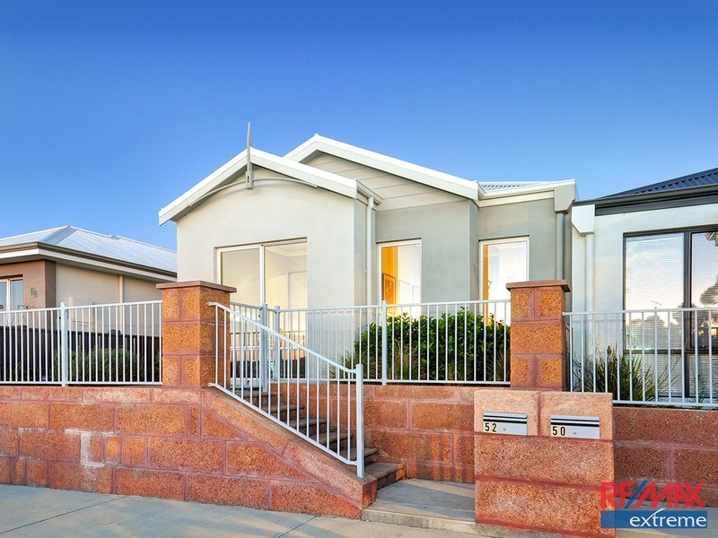 52 Bauer Circle, Banksia Grove WA 6031