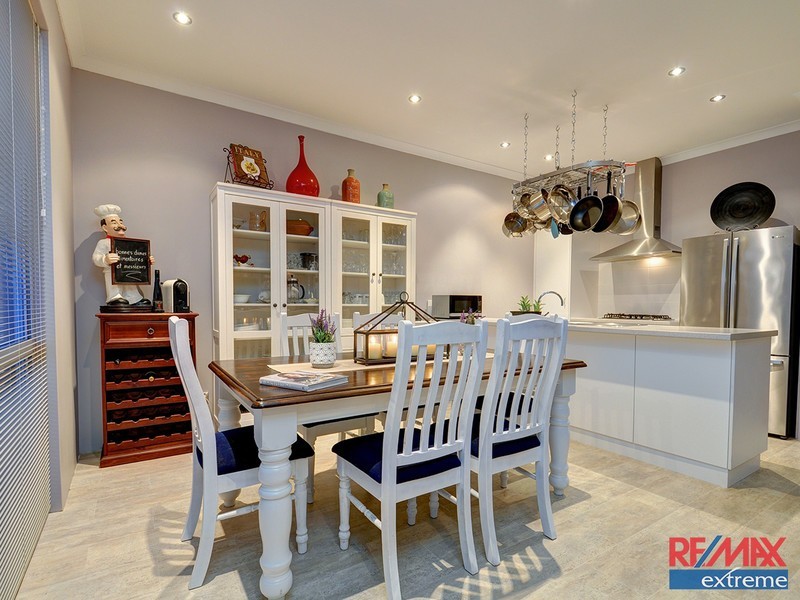 52 Bauer Circle, Banksia Grove WA 6031