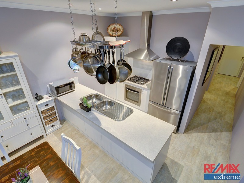 52 Bauer Circle, Banksia Grove WA 6031