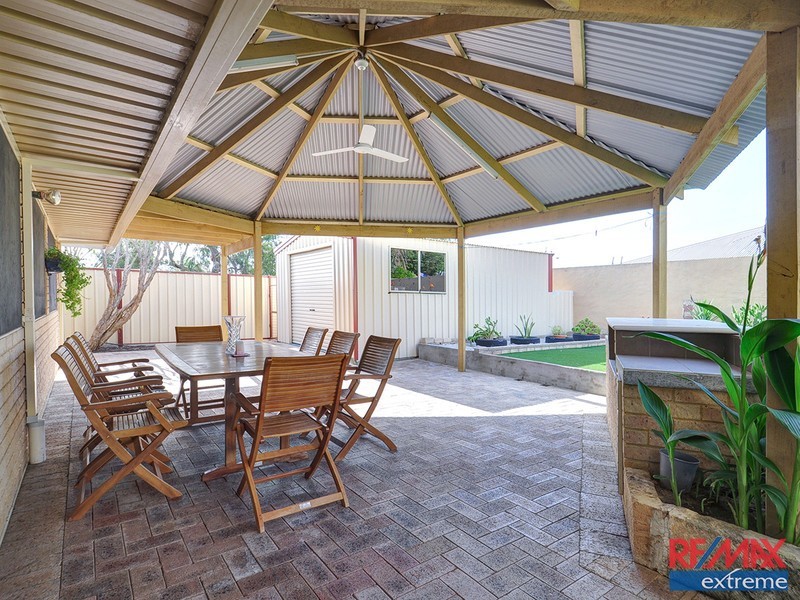 19 Sapling Way, Hocking WA 6065