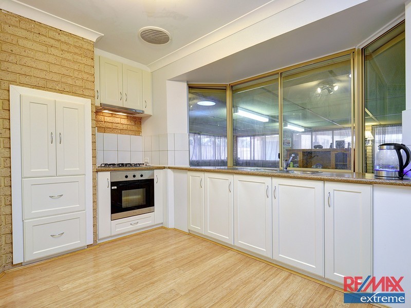 19 Sapling Way, Hocking WA 6065